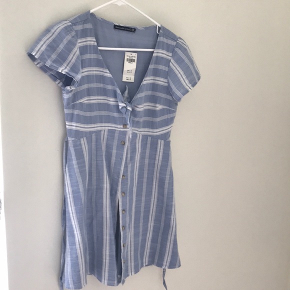 Dress Abercrombie & Fitch - Picture 1 of 2